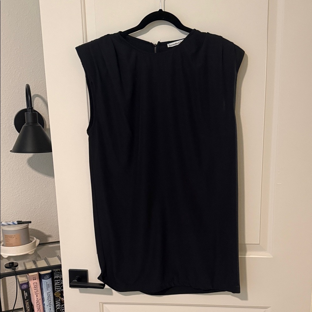 Sleeveless Black Women's Dress